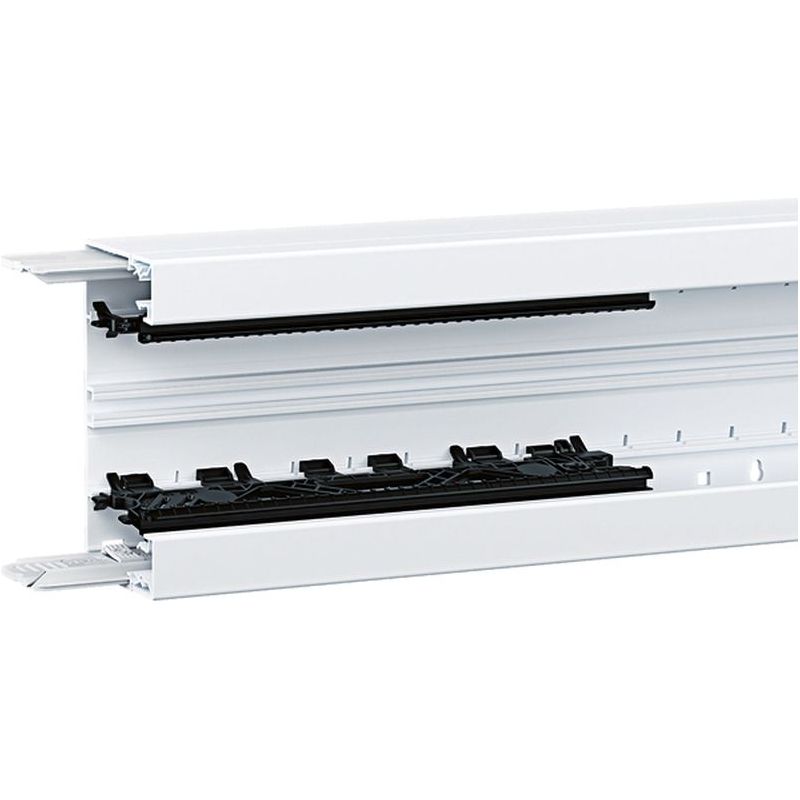 HAGER Geräteeinbaukanal Kst 130x68x2000mm